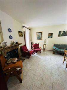 Foto Appartamento in Vendita, 5 Locali, 5 Camere, 113 mq (PADULA)