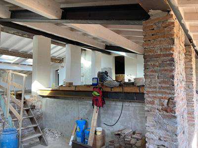Foto Appartamento in Vendita, 6 Locali, 3 Camere, 200 mq (PISA CENTRO