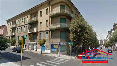 Foto Appartamento in Vendita, 6 Locali, 4 Camere, 140 mq (COSENZA VIA