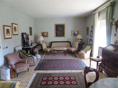 Foto Appartamento in Vendita, 6 Locali, 4 Camere, 180 mq (SCIACCA CEN