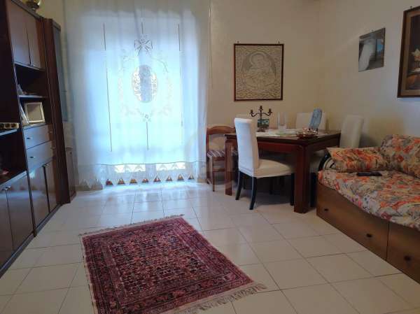 Foto Appartamento in vendita a Aci Catena