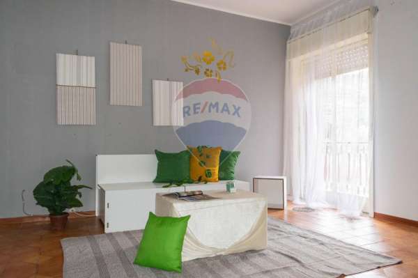 Foto Appartamento in vendita a Aci Catena