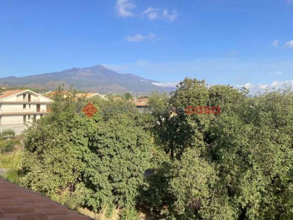 Foto Appartamento in vendita a Aci Sant'Antonio