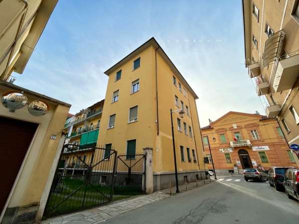Foto Appartamento in vendita a Acqui Terme