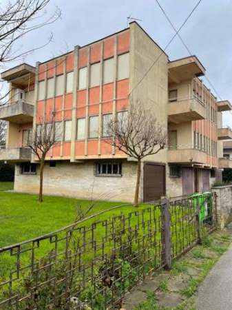 Foto Appartamento in vendita a Adria