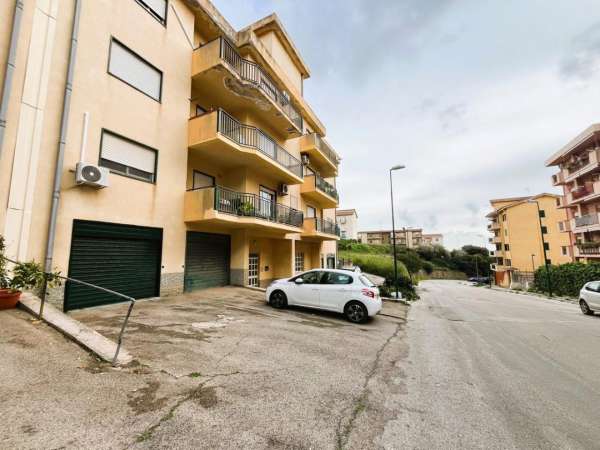 Foto Appartamento in vendita a Agrigento