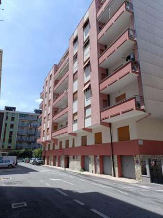 Foto Appartamento in vendita a Albissola Marina