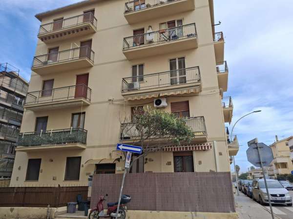 Foto Appartamento in vendita a Alghero