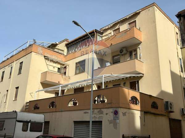 Foto Appartamento in vendita a Alghero