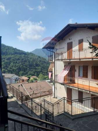 Foto Appartamento in vendita a Algua