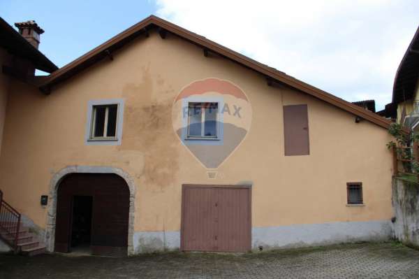 Foto Appartamento in vendita a Almenno San Bartolomeo