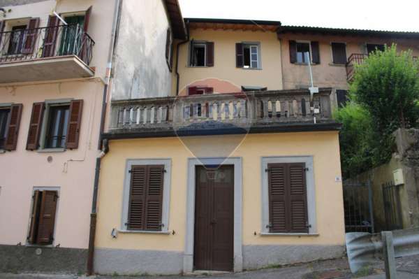 Foto Appartamento in vendita a Almenno San Bartolomeo