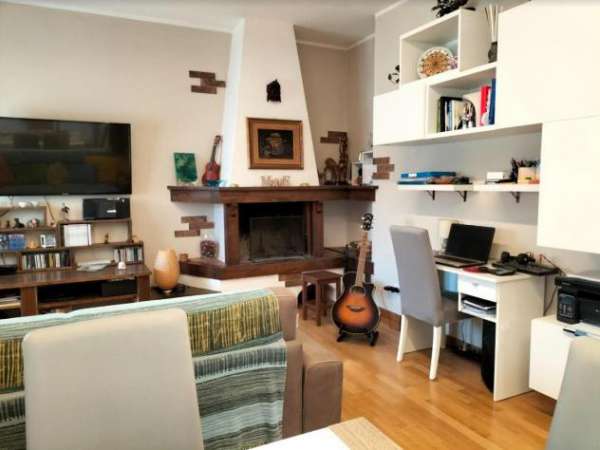 Foto Appartamento in vendita a Ameglia 100 mq  Rif: 1031418