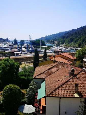 Foto Appartamento in vendita a Ameglia 100 mq  Rif: 1267776