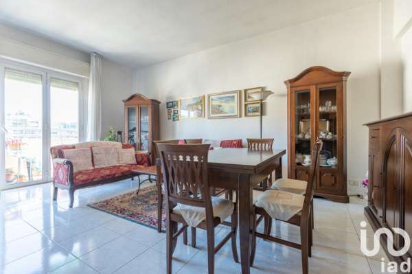 Foto Appartamento in vendita a Ancona