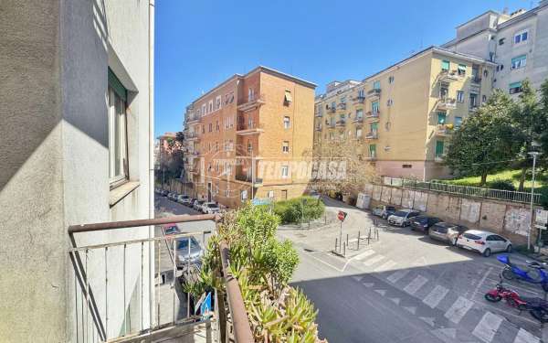 Foto Appartamento in vendita a Ancona