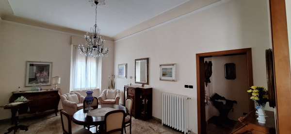 Foto Appartamento in vendita a Ancona