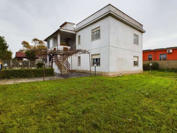 Foto Appartamento in vendita a Ardea