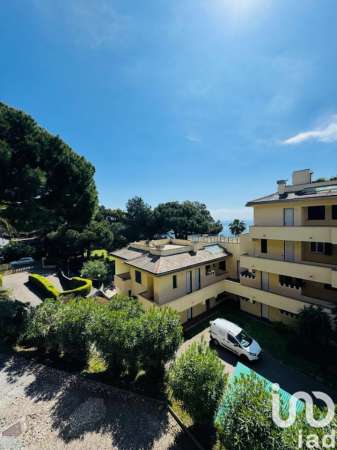Foto Appartamento in vendita a Arenzano