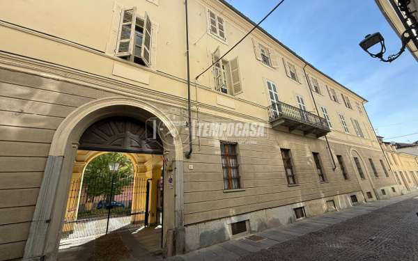 Foto Appartamento in vendita a Asti