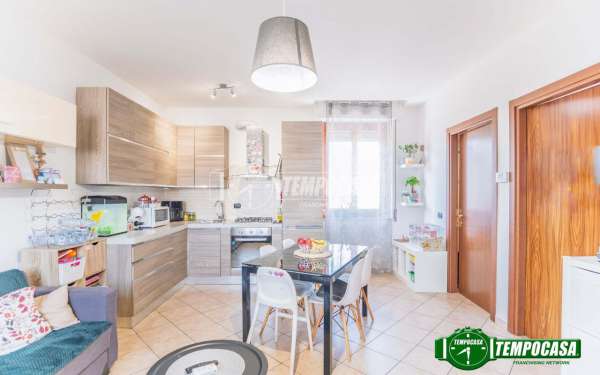 Foto Appartamento in vendita a Bareggio