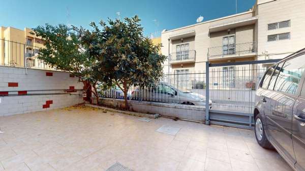 Foto Appartamento in vendita a Bari