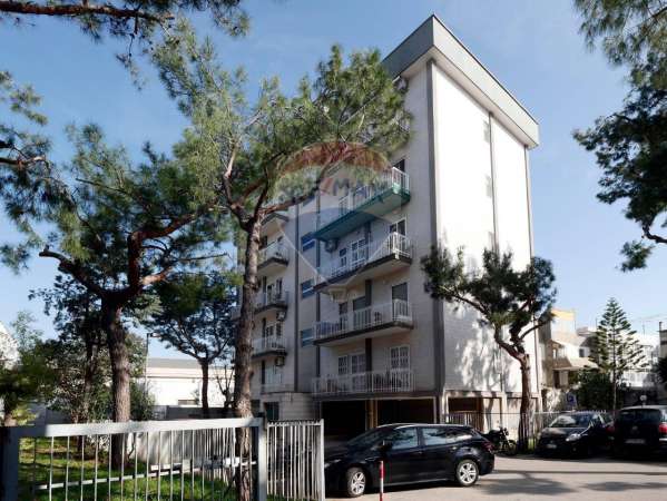 Foto Appartamento in vendita a Bari