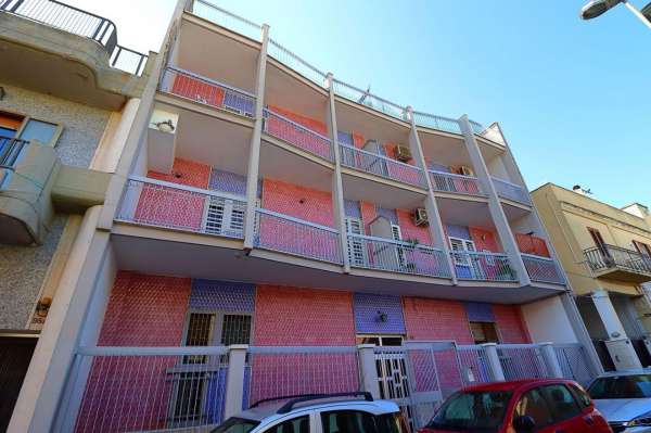 Foto Appartamento in vendita a Bari