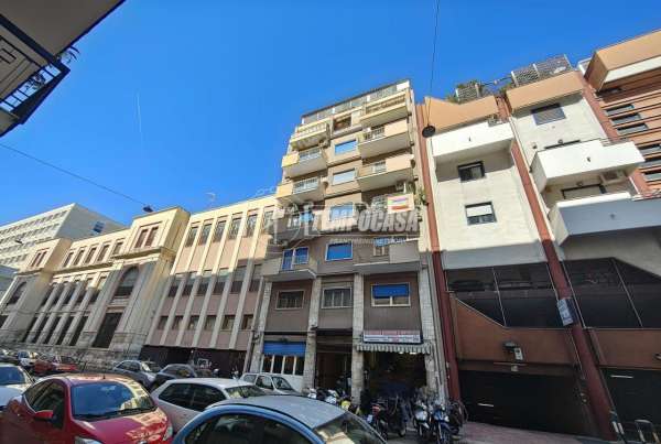 Foto Appartamento in vendita a Bari