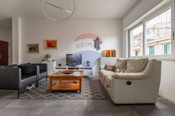 Foto Appartamento in vendita a Bari