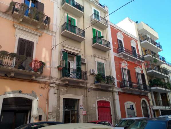 Foto Appartamento in vendita a Bari