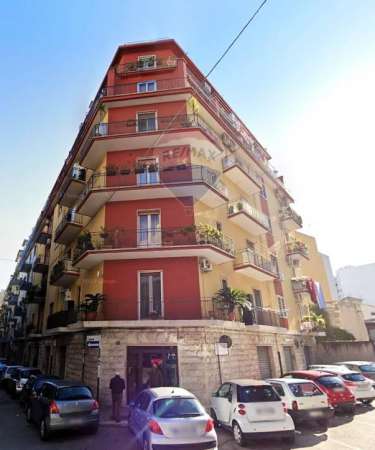 Foto Appartamento in vendita a Bari