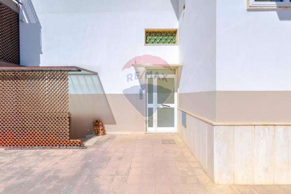 Foto Appartamento in vendita a Bari