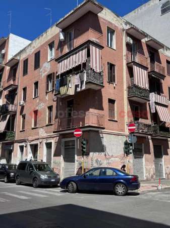 Foto Appartamento in vendita a Bari