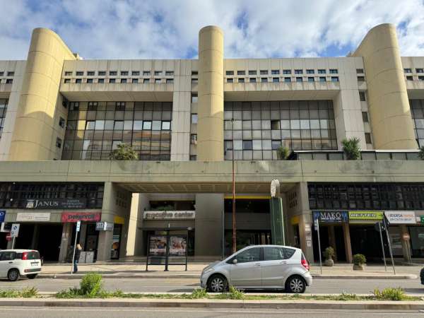 Foto Appartamento in vendita a Bari