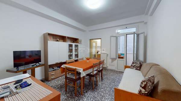 Foto Appartamento in vendita a Bari