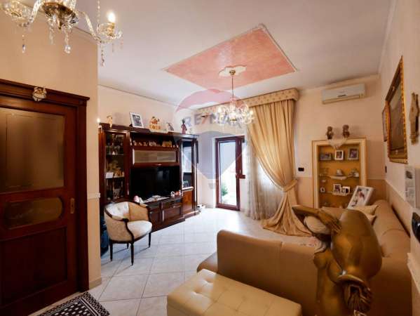 Foto Appartamento in vendita a Bari