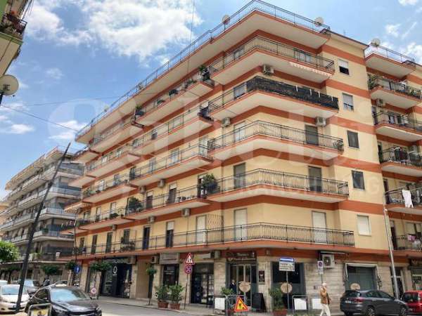 Foto Appartamento in vendita a Battipaglia