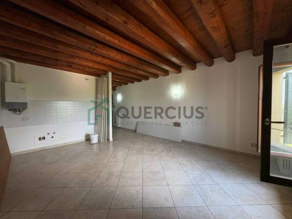 Foto Appartamento in Vendita a Belfiore Belfiore