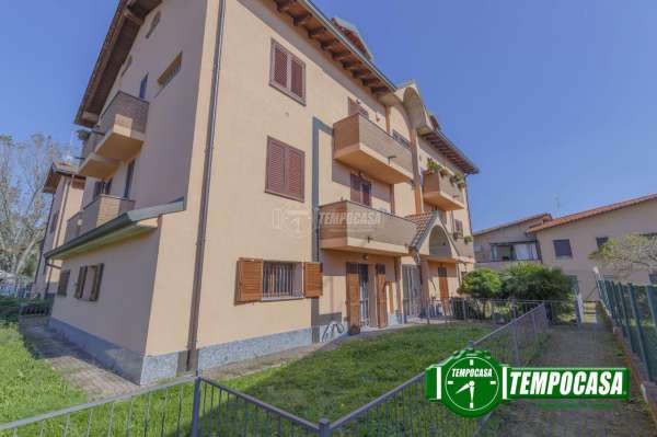 Foto Appartamento in vendita a Binasco