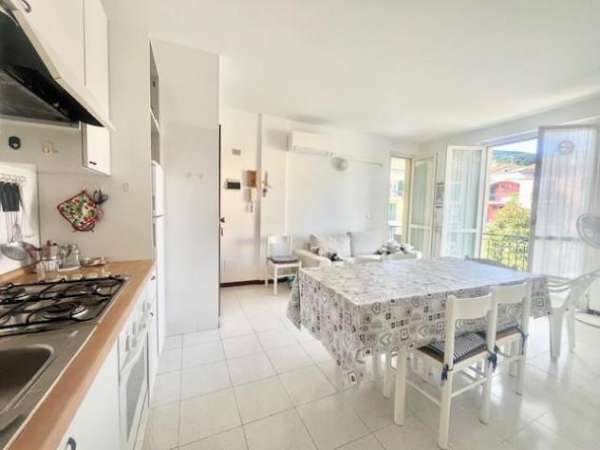 Foto Appartamento in vendita a Bocca di Magra - Ameglia 75 mq  Rif: 1285011