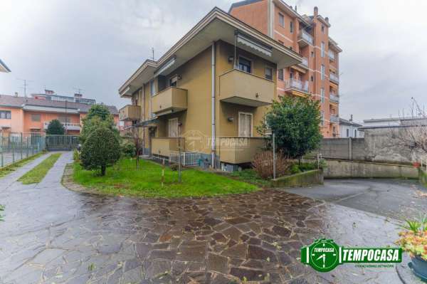 Foto Appartamento in vendita a Bollate