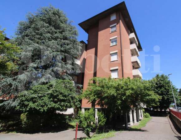 Foto Appartamento in vendita a Bollate