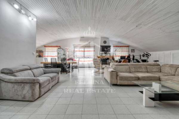 Foto Appartamento in vendita a Bologna - 4 locali 185mq
