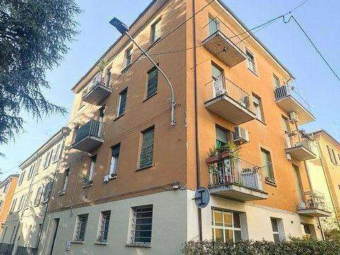 Foto Appartamento in vendita a Bologna