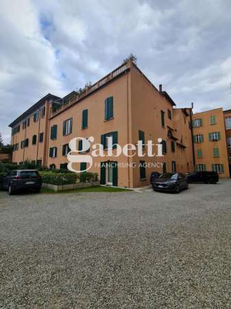 Foto Appartamento in vendita a Bologna
