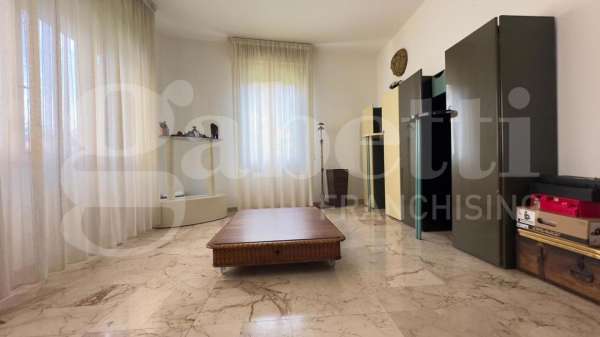 Foto Appartamento in vendita a Bologna