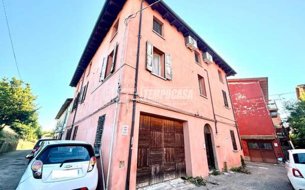 Foto Appartamento in vendita a Bologna