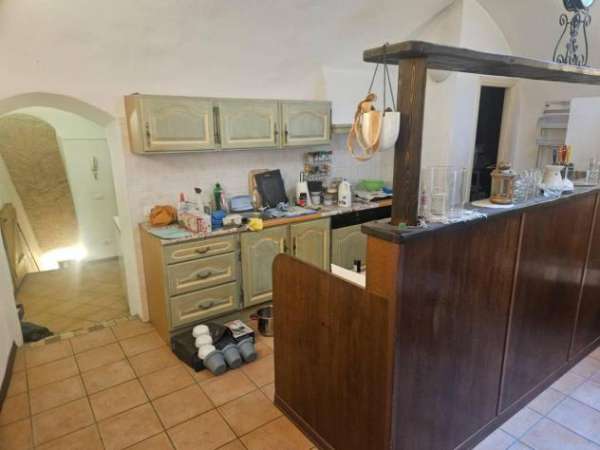 Foto Appartamento in vendita a Bordighera - 3 locali 99mq
