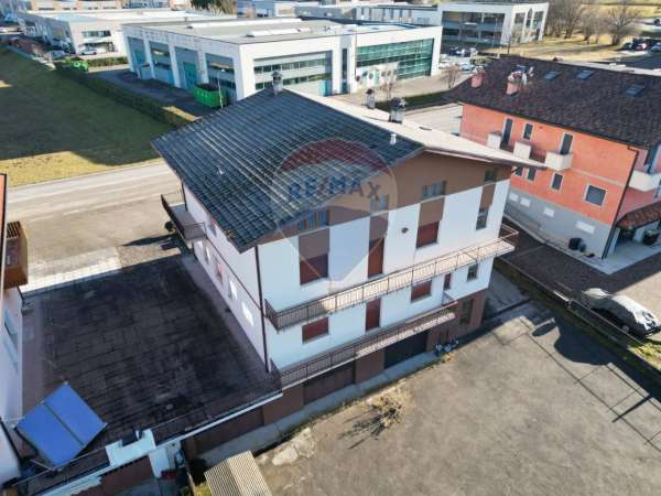 Foto Appartamento in vendita a Borgo Valbelluna